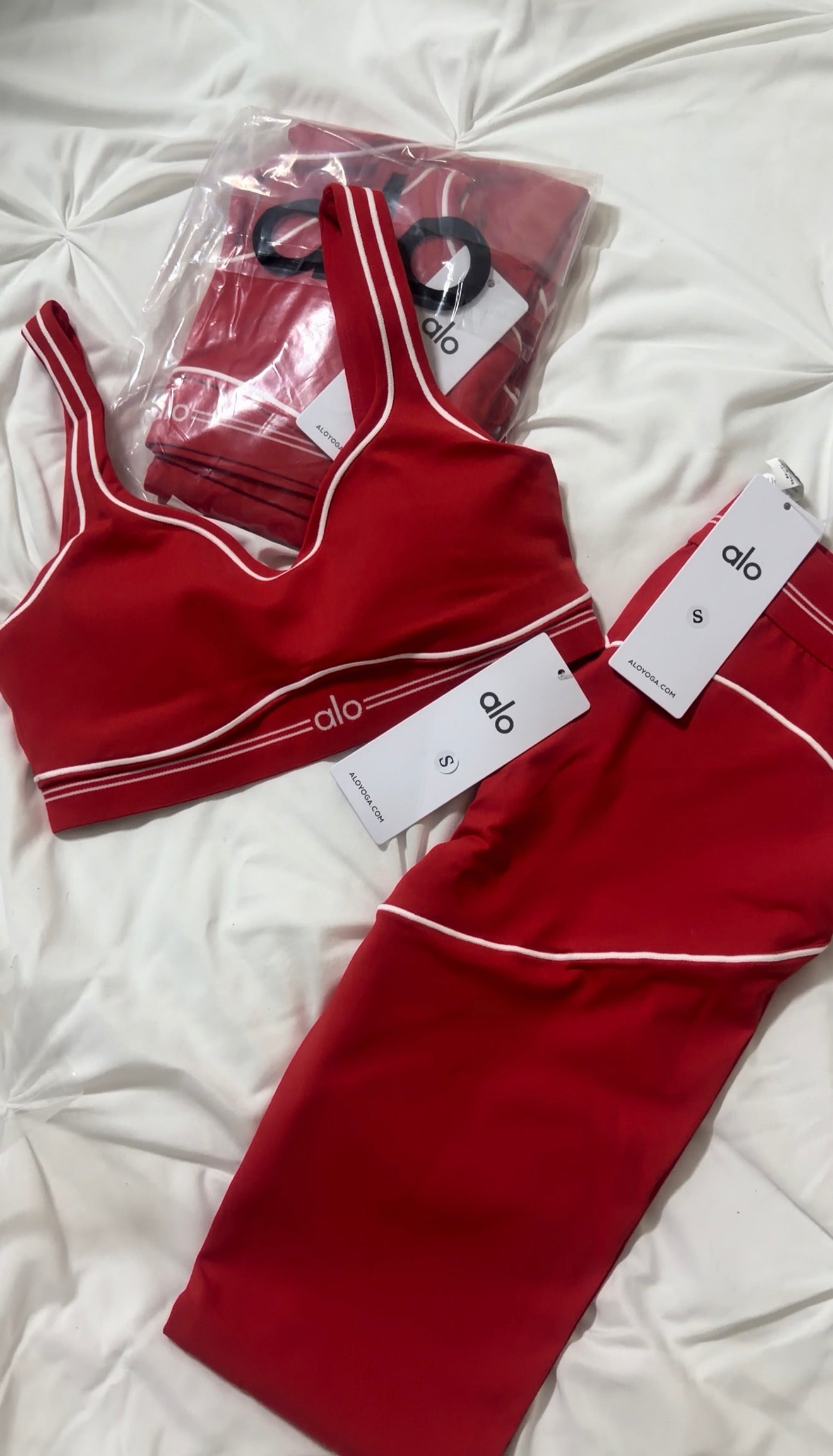 Red Alo set